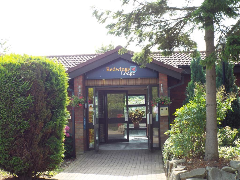 Redwings Lodge Dunstable Exterior foto